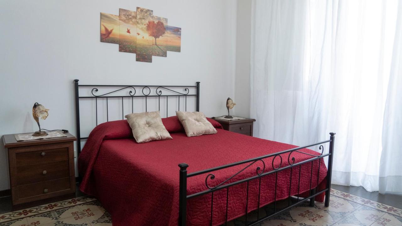 Апартаменти Mary'S Center House Катанія Екстер'єр фото